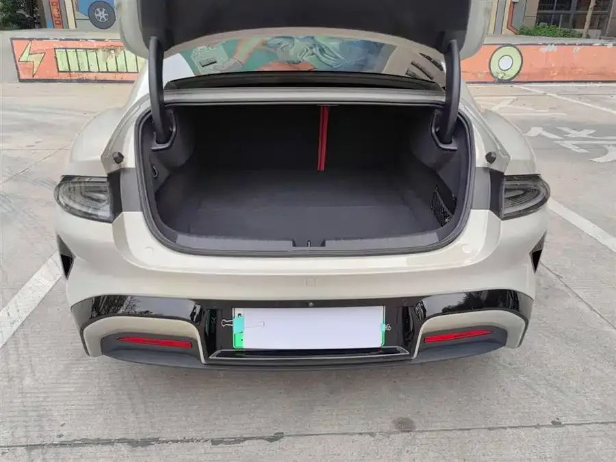 Xiaomi SU7 Xiaomi SU7 2024 rear-wheel drive long-range smart driving version 2024 — миниатюра 4
