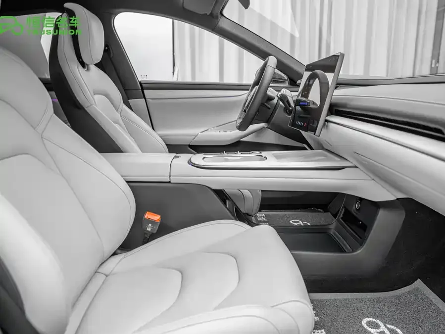 Xiaomi SU7 Xiaomi SU7 2024 rear-wheel drive long-range smart driving version 2024 — миниатюра 4