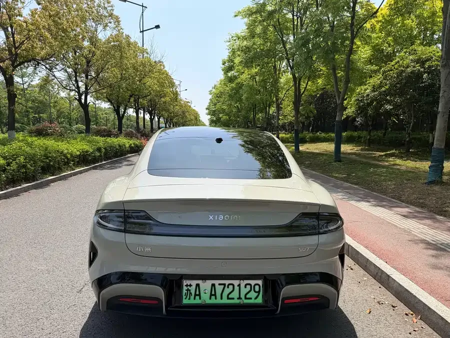 Xiaomi SU7 Xiaomi SU7 2024 rear-wheel drive long-range smart driving version 2024 — миниатюра 2