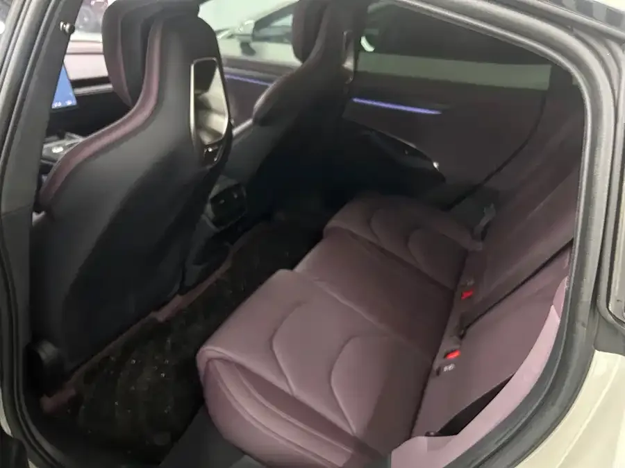 Xiaomi SU7 Xiaomi SU7 2024 rear-wheel drive standard founding edition 2025 — миниатюра 5