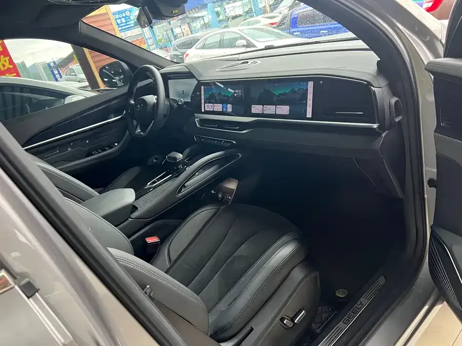 Geely Monjaro Xingyue L 2024 2.0TD High Power Automatic 2WD Yunqi Edition 2024 — миниатюра 4