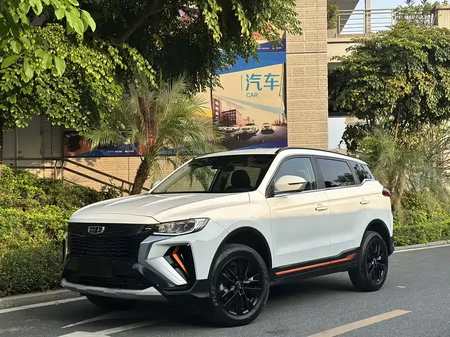 Geely Atlas Boyue 2022 Boyue X 1.8TD DCT Smart 2022 — фото 1, купить с доставкой в Москву