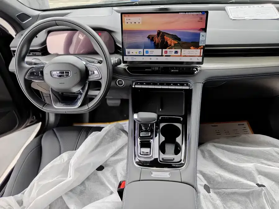 Geely Xingrui Xingrui 2026 Oriental Yao 1.5TD Jinghong Edition 2026 — миниатюра 4