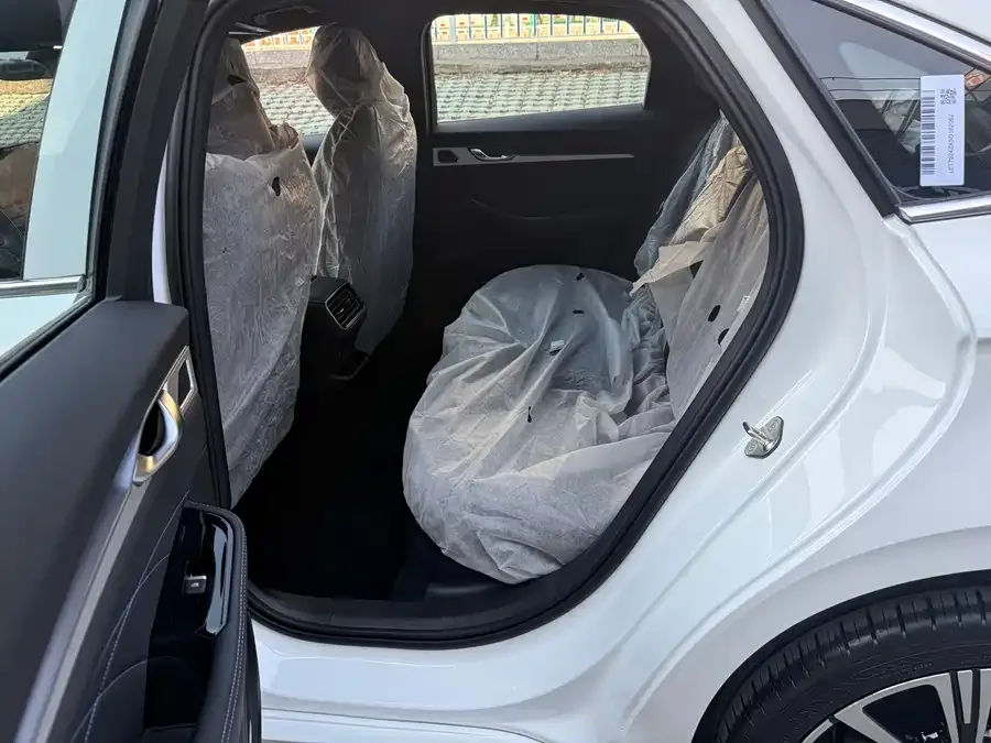 Geely Xingrui Xingrui 2026 Dongfang Yao 1.5TD Kunlun Edition 2026 — миниатюра 2