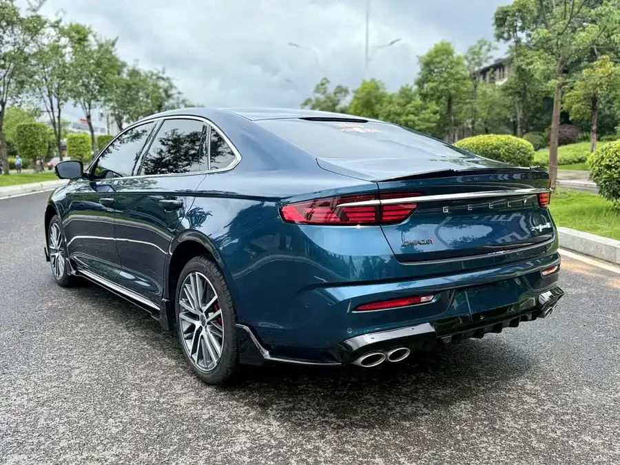 Geely Xingrui Xingrui 2023 2.0TD only available in green version 2023 — миниатюра 5
