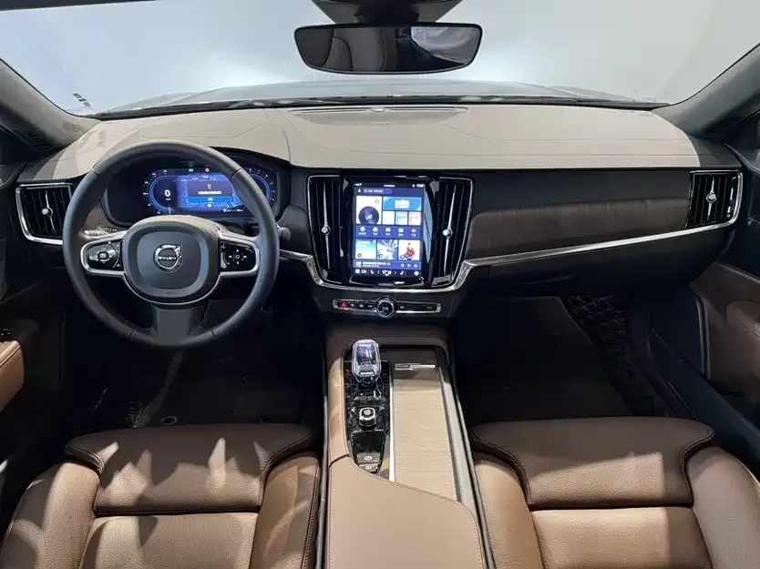 Volvo S90 2025 B5 Zhiyuan Luxury Edition 2025 — миниатюра 5