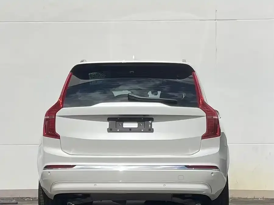 Volvo XC90 2023 B5 Smart Luxury Edition 5 Seaters 2023 — миниатюра 5