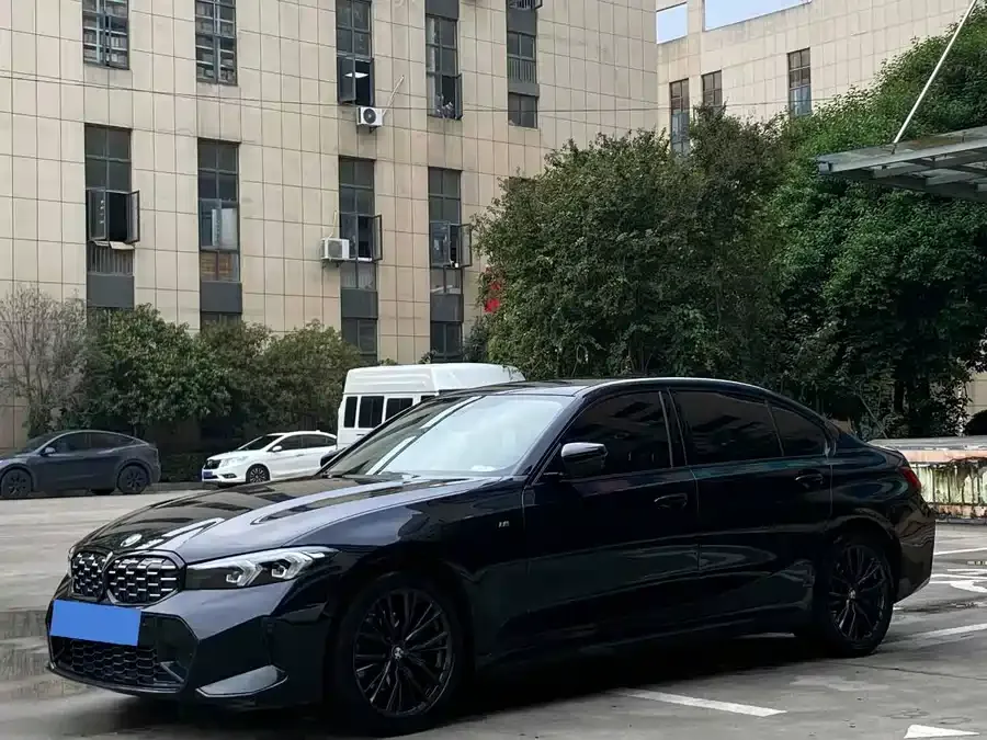 BMW 3 Series 2023