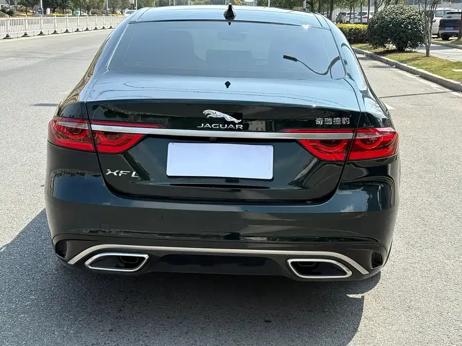 Jaguar XFL 2023 XFL 2.0T P250 2WD Elite Sports Edition 2023 — миниатюра 2