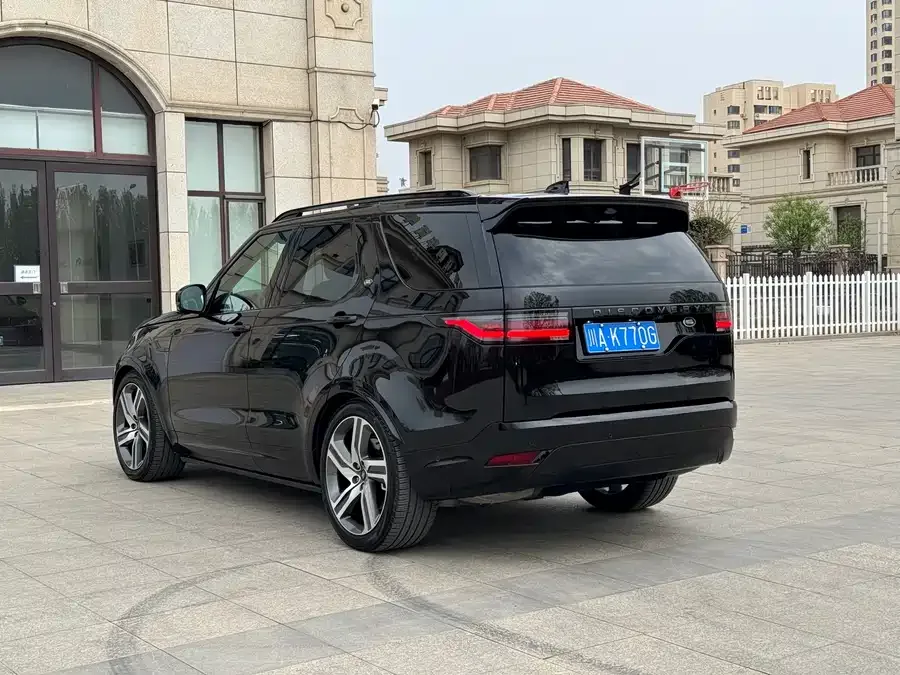 Land Rover finds Discover the 2024 360PS Dynamic HSE 2024 — миниатюра 5