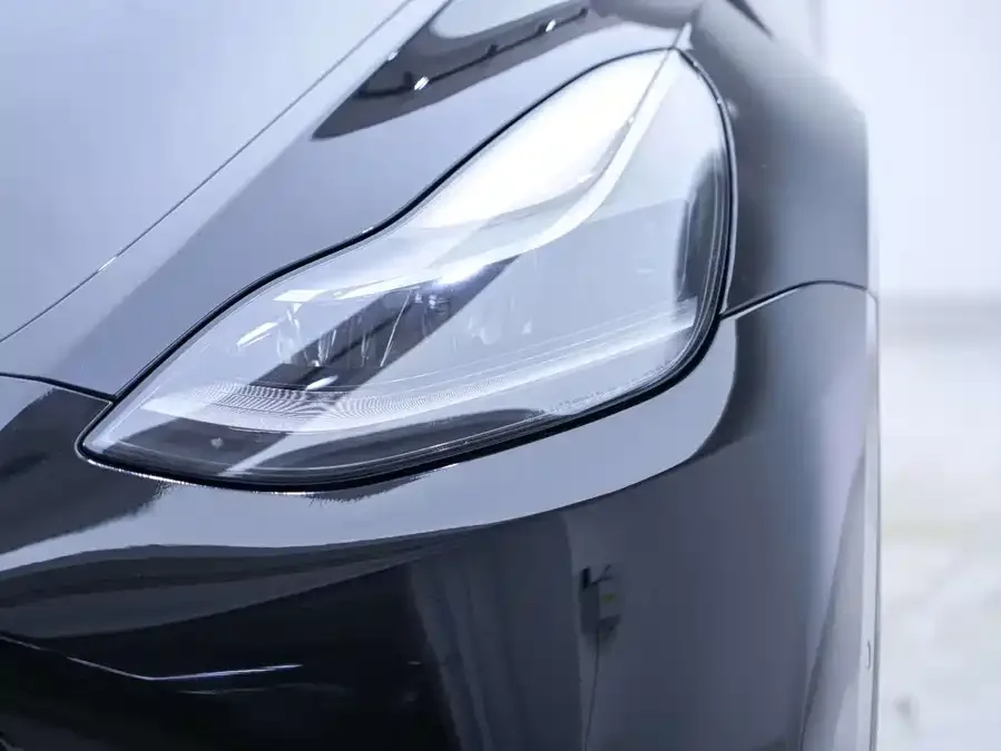 Tesla Model Y Model Y 2021 Standard Range Rear-wheel Drive Version 2022 — миниатюра 3