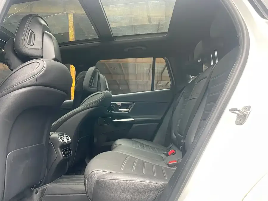Mercedes-Benz GLC-Class Mercedes-Benz GLC 2023 facelift GLC 260 L 4MATIC luxury 5-seater 2023 — миниатюра 2