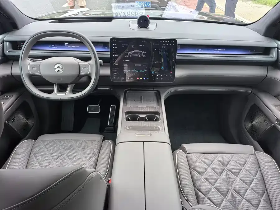 NIO ES8 NIO ES8 2026 Six-Seat Executive Signature Edition 2026 — миниатюра 5