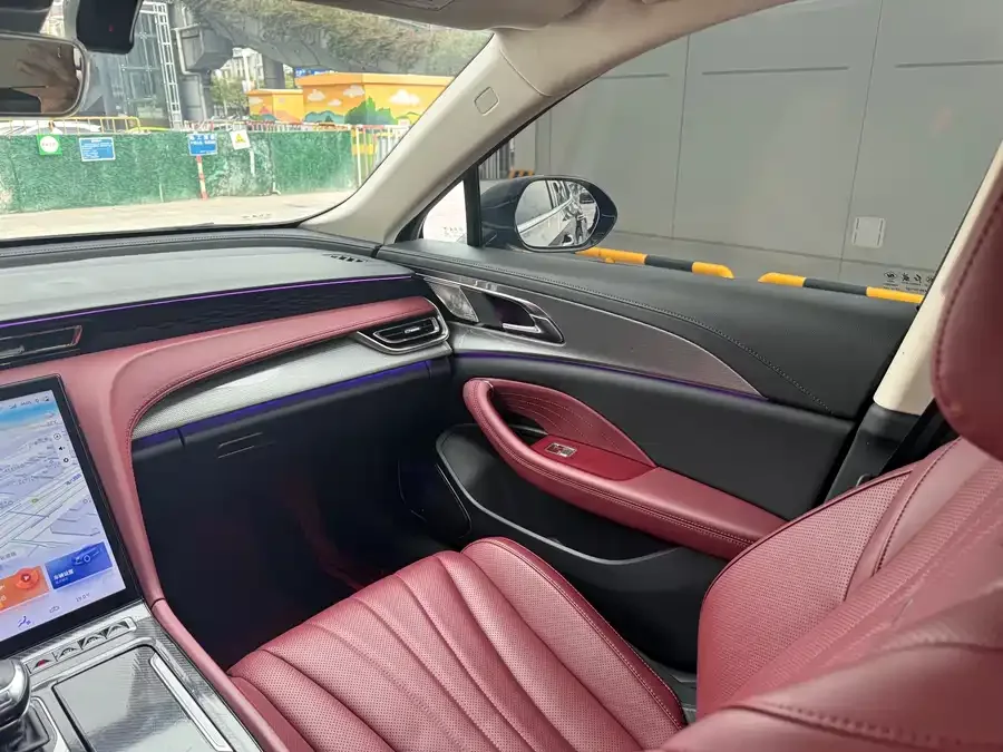 Hongqi H5 Hongqi H5 2023 1.5T DCT Zhilian Qiyun Edition 2023 — миниатюра 4