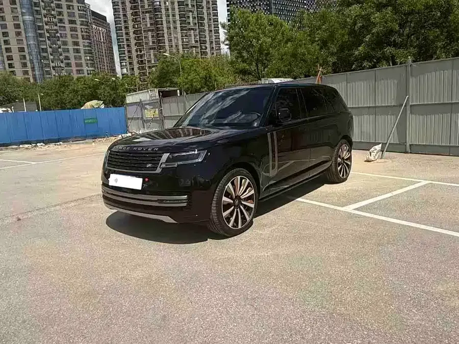 Land Rover Range Rover Range Rover 2025 3.0 L6 400PS Grand Edition 2025 — миниатюра 3