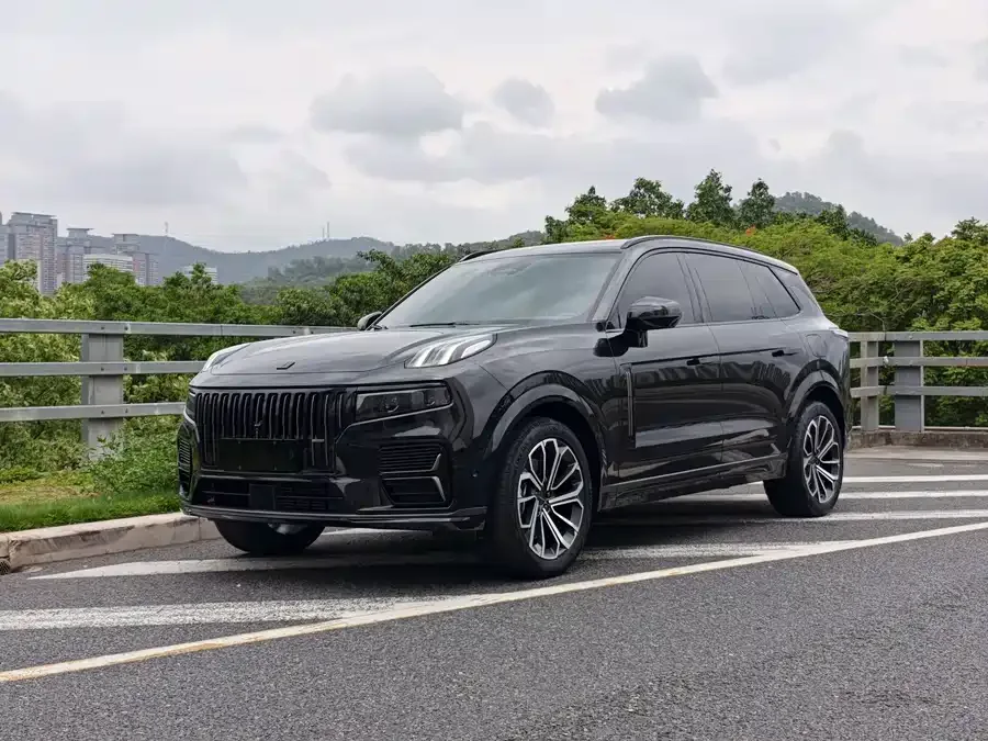 Lynk & Co 09 EM-P 2024