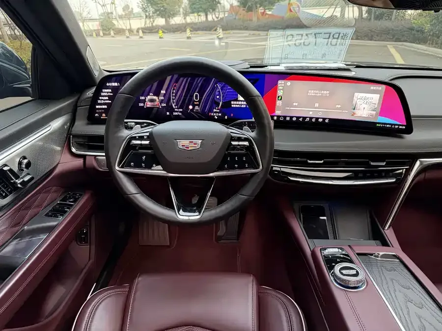 Cadillac CT6 2023 28T Platinum 2024 — миниатюра 2