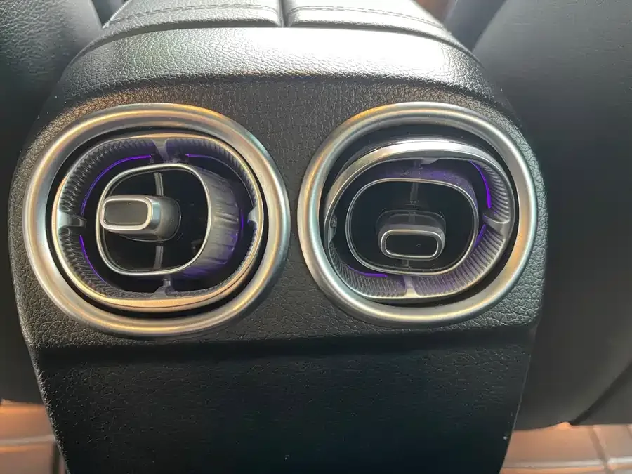 Mercedes-Benz C-class new energy Mercedes-Benz C-Class New Energy 2023 Model C 350 eL 2023 — миниатюра 5