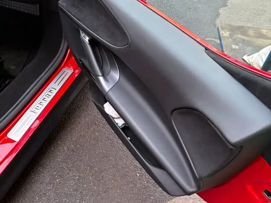 Ferrari SF90 Spider SF90 2020 3.9T V8 Stradale 2022 — миниатюра 2