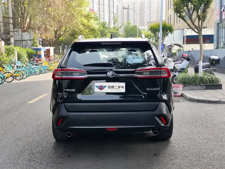 Toyota Wildlander Wildlander 2022 facelift 2.0L CVT two-wheel drive leading version 2022 — миниатюра 2