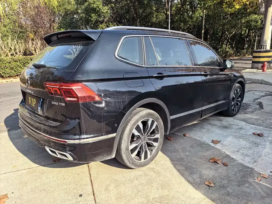 Volkswagen Tiguan L Tiguan L 2023 330TSI Automatic 2WD Comfort Edition 2024 — миниатюра 5