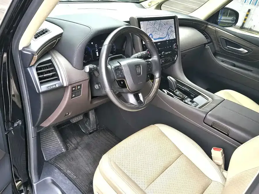 Toyota Crown Vellfire Vellfire 2024 Crown Hybrid 2.5L Supreme Executive Edition 2024 — миниатюра 4