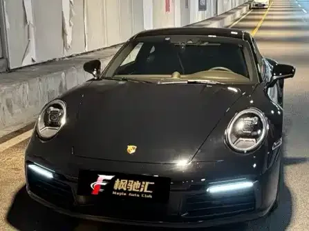 Porsche 911 2023