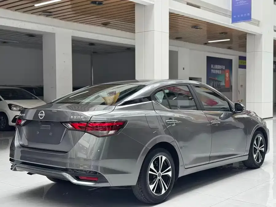Nissan Sylphy Sylphy 2023 1.6L CVT Intelligent Driving Edition 2024 — миниатюра 2