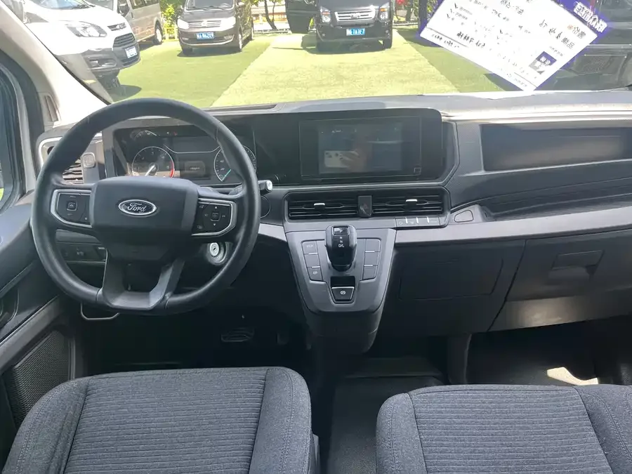 Ford Transit Transit 2023 2.0T diesel automatic multi-purpose commercial vehicle short axle low roof 5/6 seats 2023 — миниатюра 4