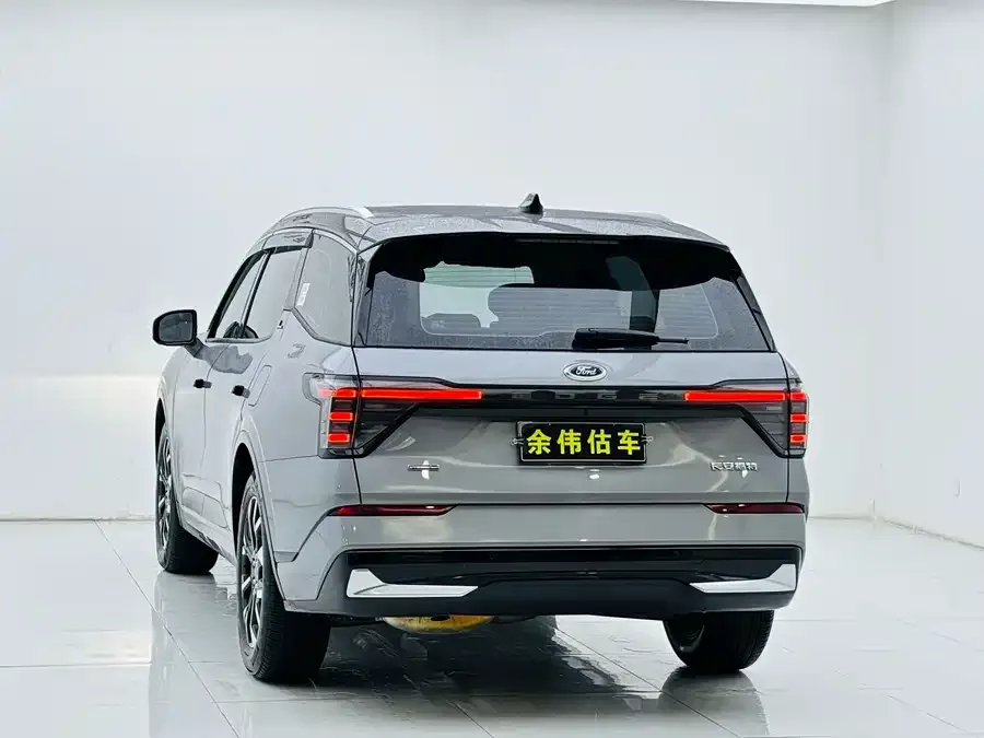 Ford Edge 2025 Sharp L 2.0T EcoBoost E Hybrid 4WD 7-seater Ultimate Edition 2025 — миниатюра 2