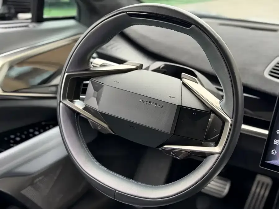 HiPhi Z HiPhi Z 2023 five-seater version 2023 — миниатюра 3