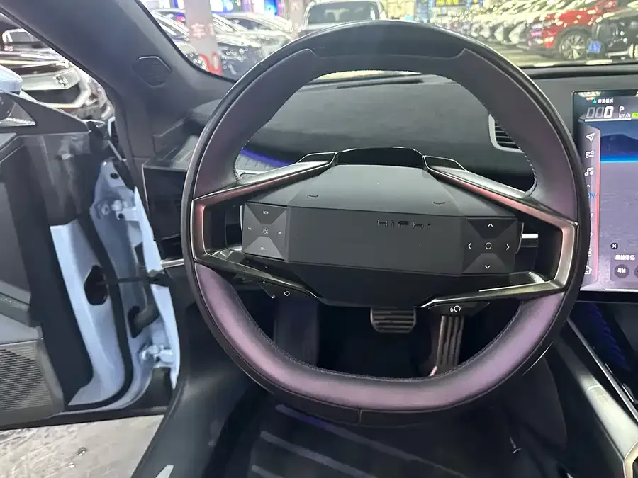 HiPhi Z HiPhi Z 2023 City Edition Four-Seater 2023 — миниатюра 4