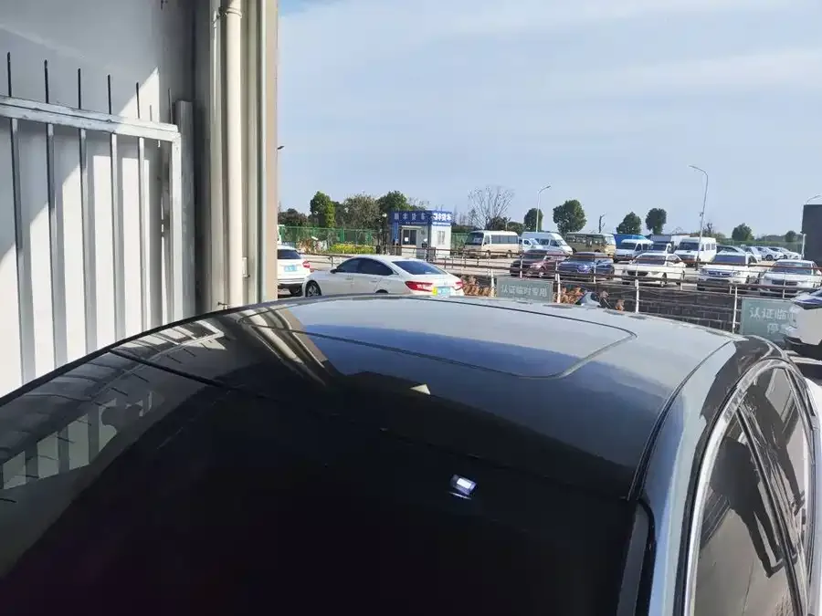 Ford Mondeo Mondeo 2022 facelift EcoBoost 245 luxury model 2023 — миниатюра 4