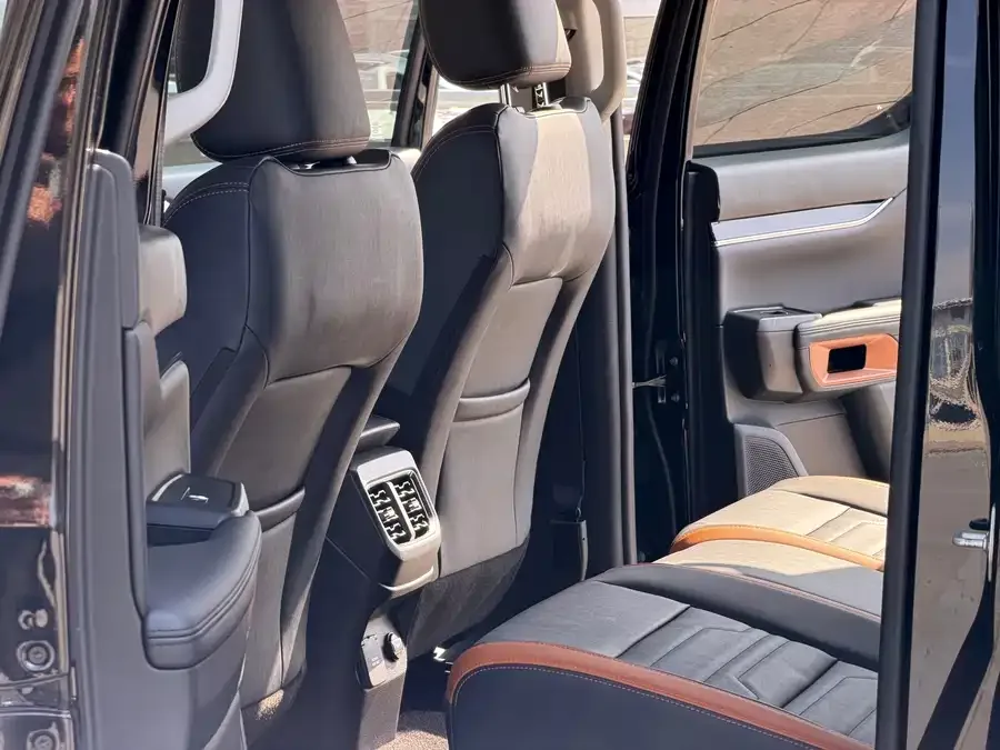 Ford Ranger Ranger 2025 Exploration 4WD Automatic Off-Road Version (Gasoline) 2025 — миниатюра 3