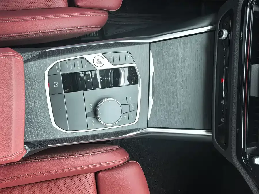 BMW 3 Series BMW 3 Series 2025 325Li M Sport Package 2026 — миниатюра 3
