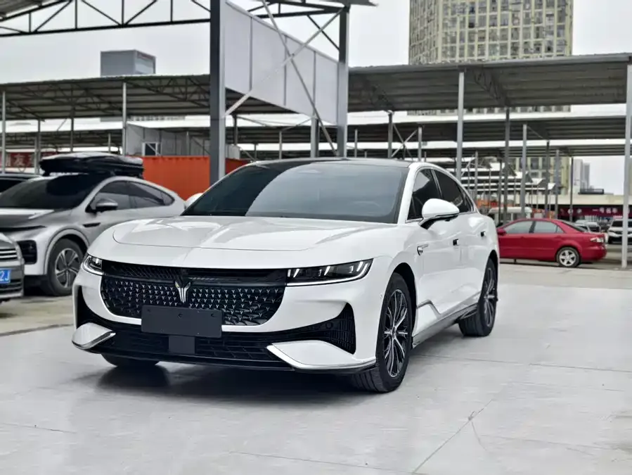 Voyah Lantu light chasing 2024