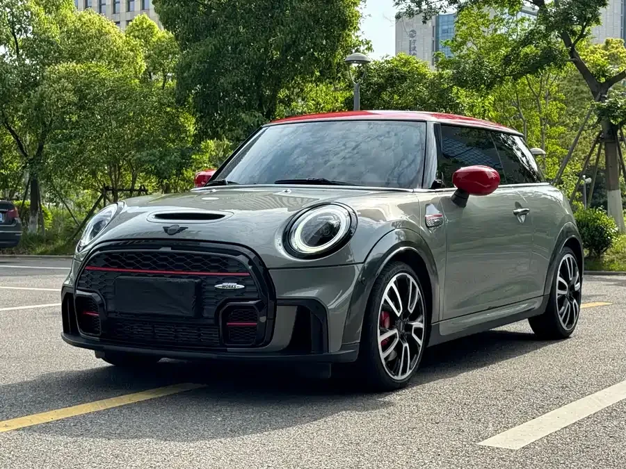 MINI JCW MINI JCW 2023 2.0T JOHN COOPER WORKS ALL-IN 2022 — фото 1, купить с доставкой в Москву