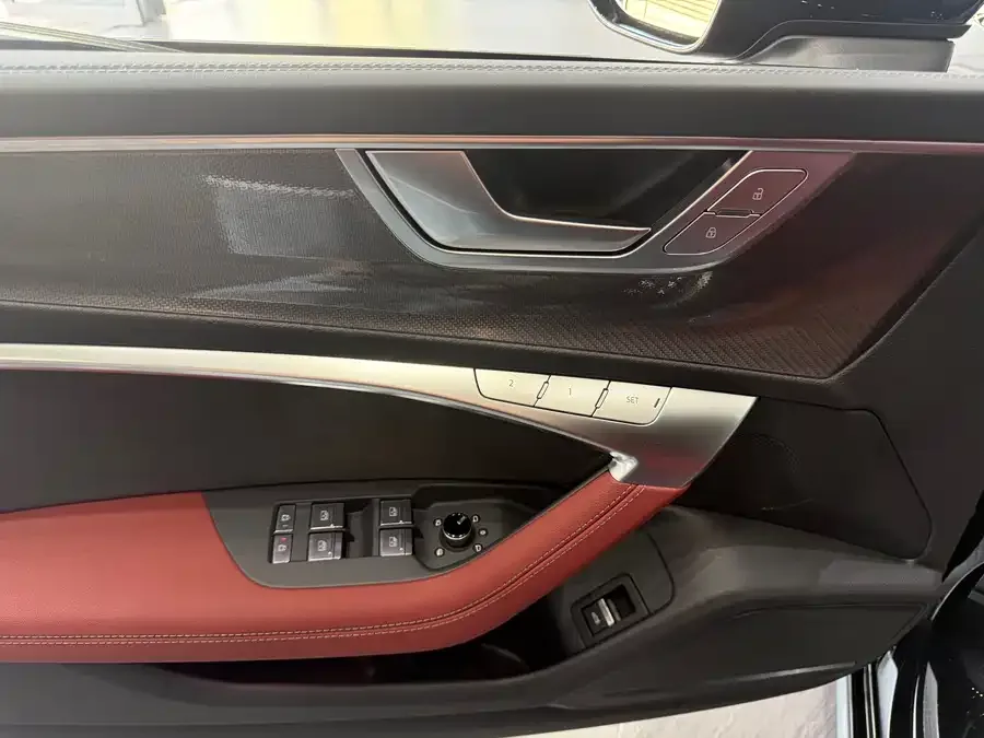 Audi A7L 2025 45 TFSI quattro Black Warrior Edition 2025 — миниатюра 5