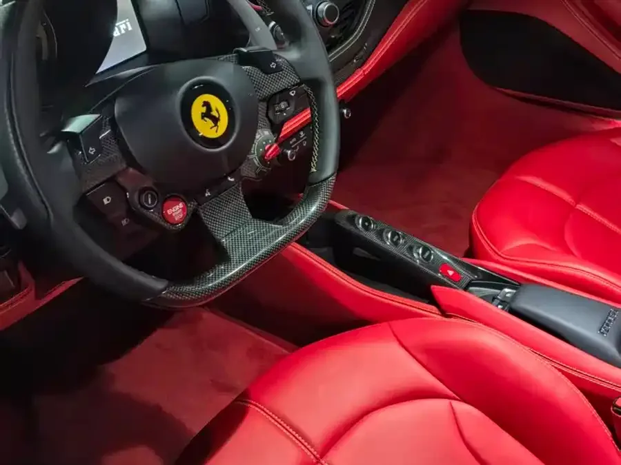 Ferrari F8 Ferrari F8 2019 Tributo 3.9T V8 2022 — миниатюра 5