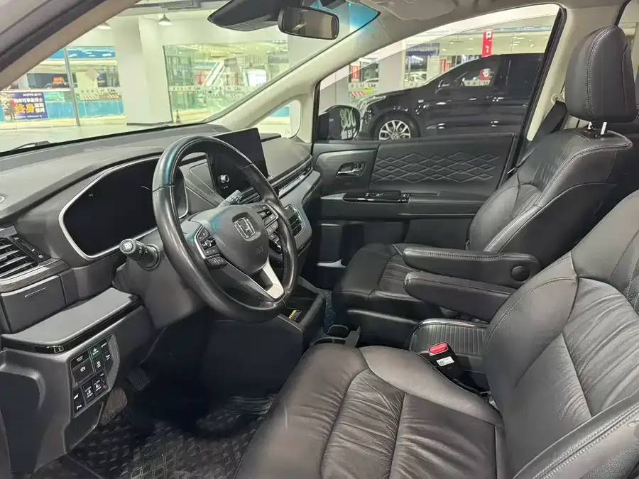 Honda Elysion Elysion 2024 2.0L e:HEV Luxury Edition 2024 — миниатюра 4