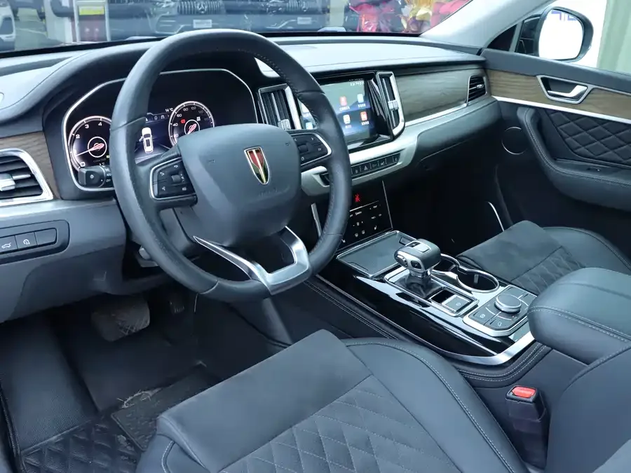 Hongqi HS7 Hongqi HS7 2022 2.0T DCT 2WD Zhilian Flagship Edition 7 Seaters 2022 — миниатюра 2