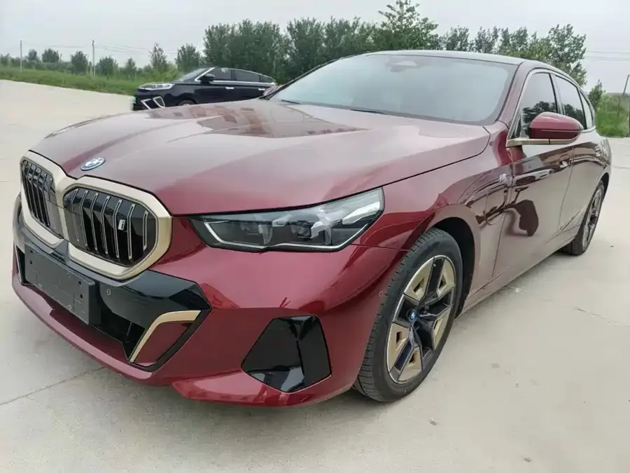 BMW i5 2024