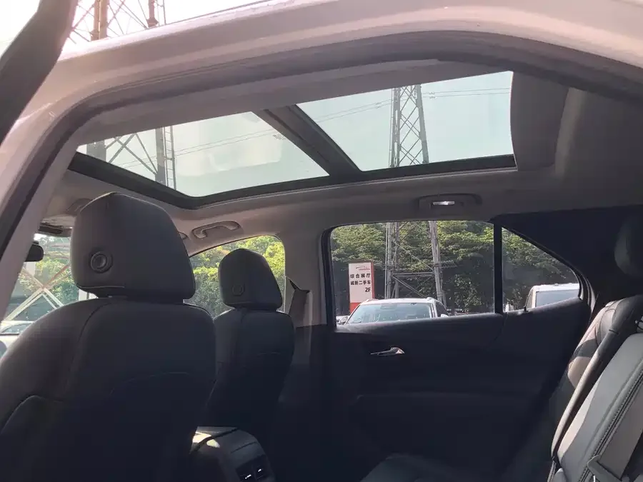Chevrolet Equinox Explorer 2022 535T Chijie Edition 2023 — миниатюра 5