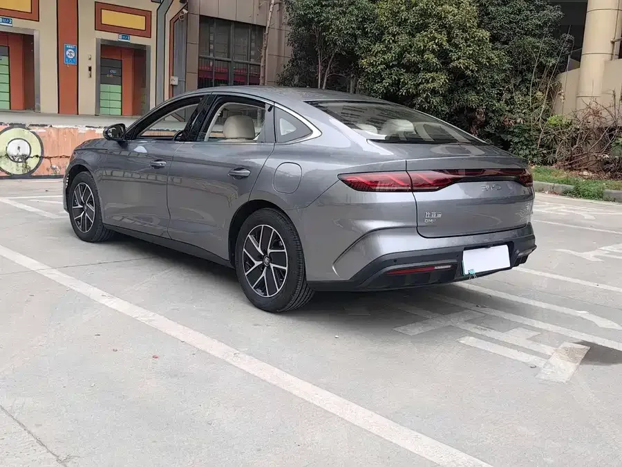 BYD Qin L Qin L 2024 DM-i 120KM Excellence Edition 2024 — миниатюра 4