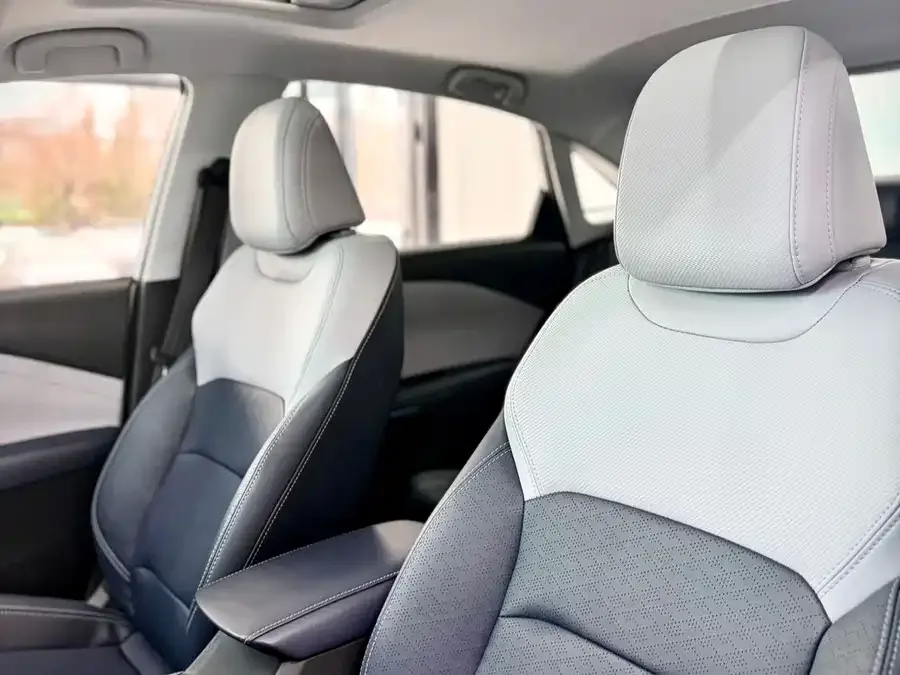 Chevrolet Monza Cruze 2023 1.5L dual-clutch WOW preferential version 2022 — миниатюра 5