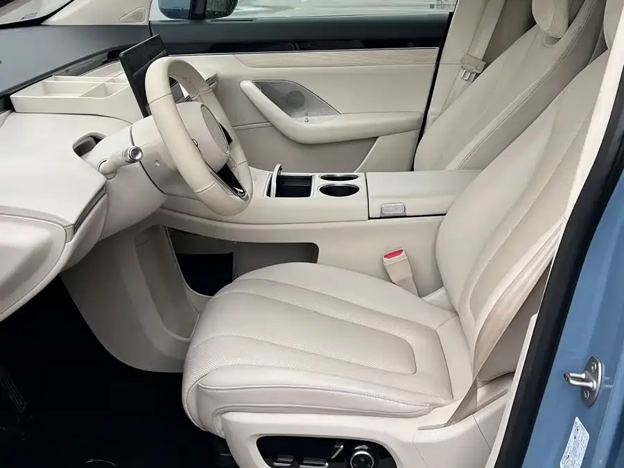 Smart world R7 Zhijie R7 2024 pure electric 736km UItra 2024 — миниатюра 4
