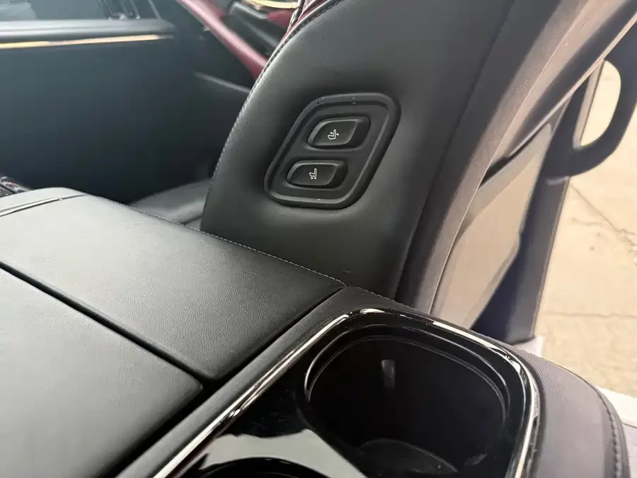 GAC Trumpchi M8 Trumpchi M8 2023 Grandmaster Series 400T Supreme Edition 2023 — миниатюра 4