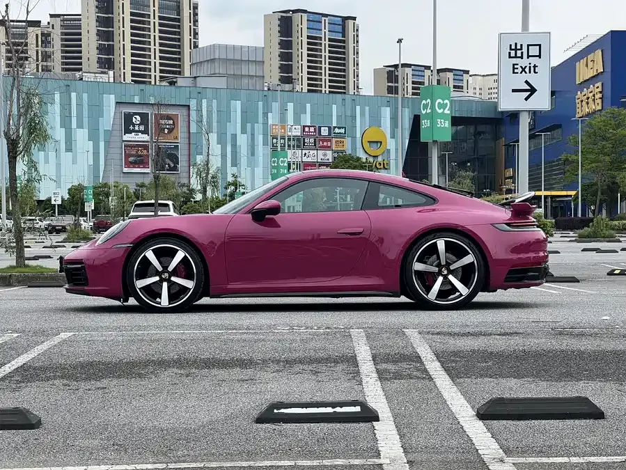 Porsche 911 2022 Carrera 4 3.0T 2022 — миниатюра 2