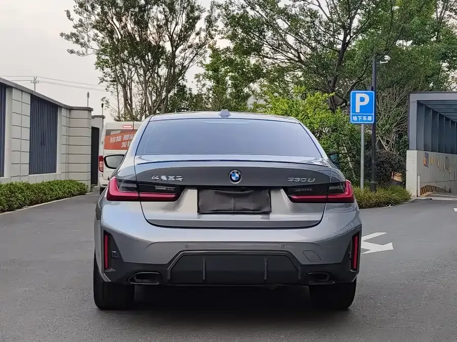 BMW 3 Series BMW 3 Series 2023 330Li M Sport Night Edition 2023 — миниатюра 4