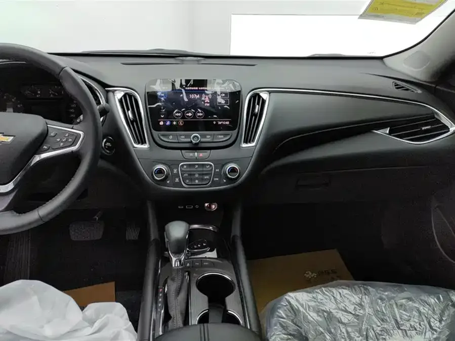 Chevrolet Malibu Xl Malibu XL 2023 1.5T sharp version 2026 — миниатюра 4